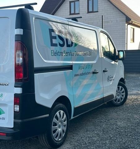 Білий Рено Трафік, об'ємом двигуна 1.6 л та пробігом 228 тис. км за 13200 $, фото 7 на Automoto.ua