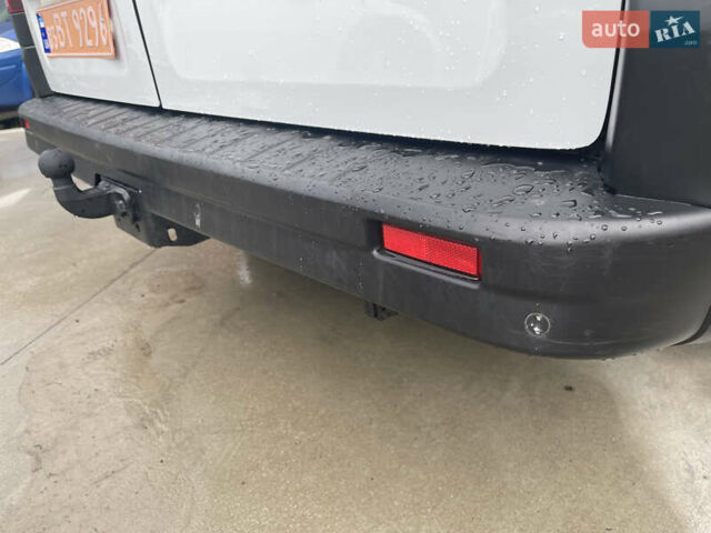 Белый Рено Трафик, объемом двигателя 1.6 л и пробегом 245 тыс. км за 12100 $, фото 41 на Automoto.ua