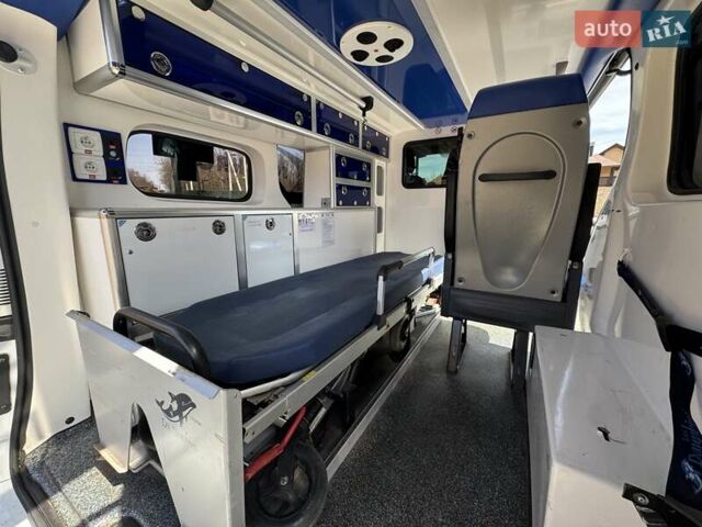 Белый Рено Трафик, объемом двигателя 1.6 л и пробегом 39 тыс. км за 19900 $, фото 8 на Automoto.ua