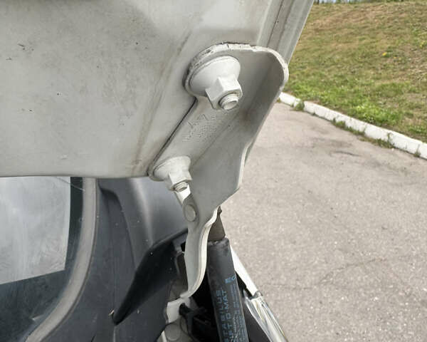 Белый Рено Трафик, объемом двигателя 1.6 л и пробегом 245 тыс. км за 13150 $, фото 41 на Automoto.ua