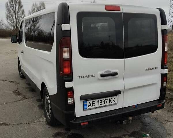Білий Рено Трафік, об'ємом двигуна 1.6 л та пробігом 313 тис. км за 14800 $, фото 5 на Automoto.ua