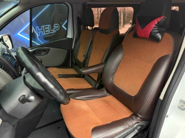 Белый Рено Трафик, объемом двигателя 1.6 л и пробегом 182 тыс. км за 18999 $, фото 7 на Automoto.ua