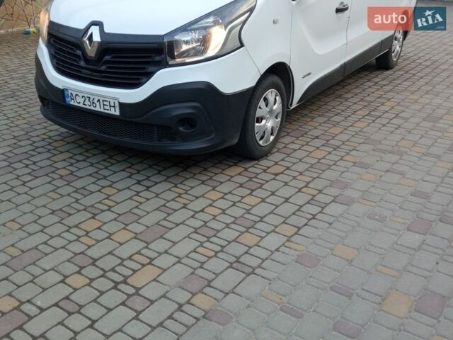 Белый Рено Трафик, объемом двигателя 1.6 л и пробегом 298 тыс. км за 14600 $, фото 2 на Automoto.ua