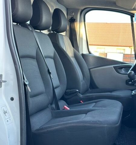 Білий Рено Трафік, об'ємом двигуна 1.6 л та пробігом 228 тис. км за 13200 $, фото 31 на Automoto.ua