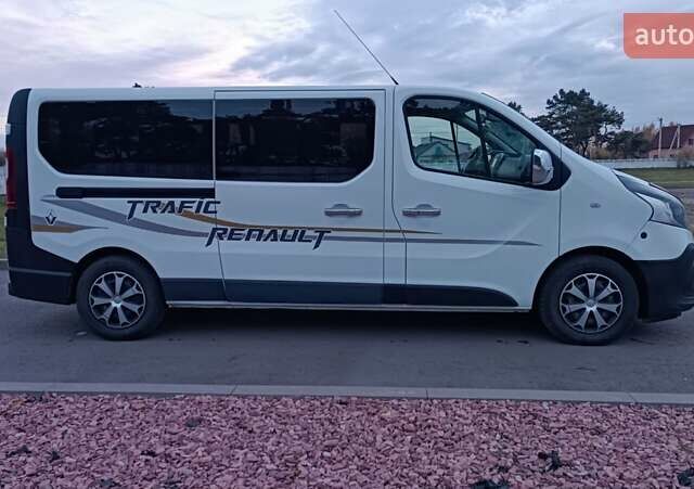 Рено Трафік 2016 у Сарнах на Automoto.ua Білий Рено Трафік, об'ємом двигуна 1.6 л та пробігом 187 тис. км за 13750 $, фото 4 на Automoto.ua