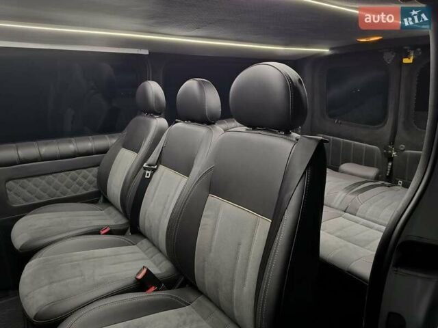 Белый Рено Трафик, объемом двигателя 1.6 л и пробегом 181 тыс. км за 15900 $, фото 2 на Automoto.ua