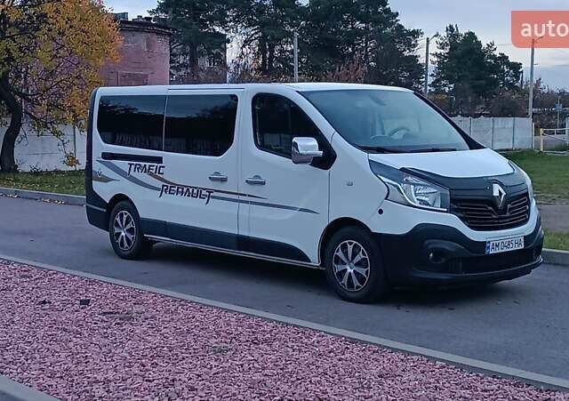 Рено Трафік 2016 у Сарнах на Automoto.ua Білий Рено Трафік, об'ємом двигуна 1.6 л та пробігом 187 тис. км за 13750 $, фото 8 на Automoto.ua