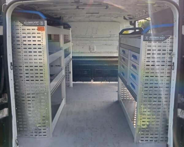 Белый Рено Трафик, объемом двигателя 1.6 л и пробегом 118 тыс. км за 16319 $, фото 1 на Automoto.ua
