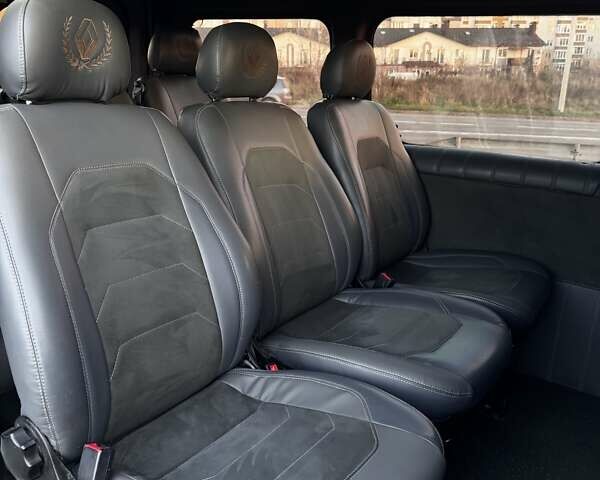 Белый Рено Трафик, объемом двигателя 1.6 л и пробегом 219 тыс. км за 13500 $, фото 28 на Automoto.ua