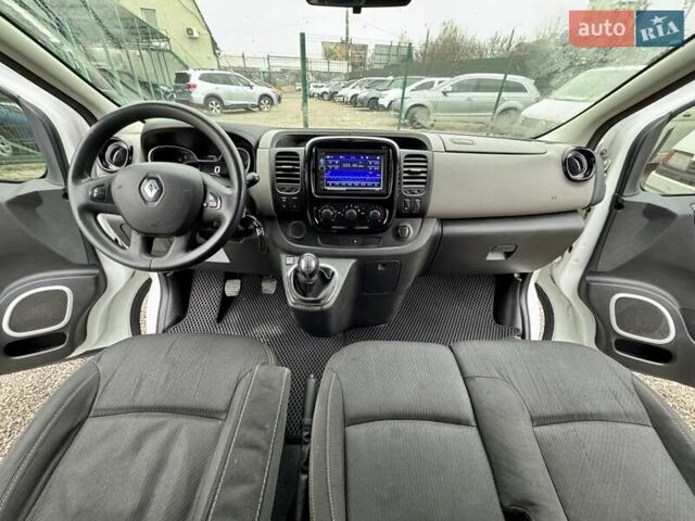 Білий Рено Трафік, об'ємом двигуна 1.6 л та пробігом 276 тис. км за 13499 $, фото 37 на Automoto.ua