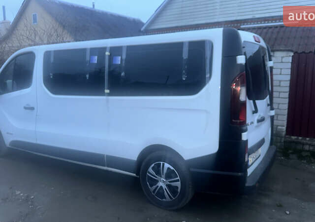 Білий Рено Трафік, об'ємом двигуна 1.6 л та пробігом 250 тис. км за 15200 $, фото 8 на Automoto.ua