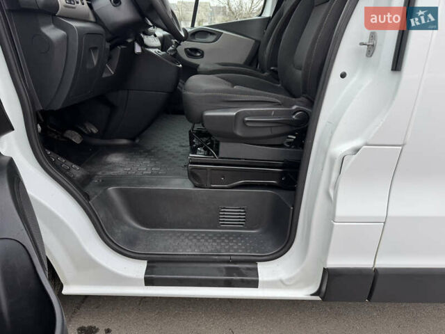 Білий Рено Трафік, об'ємом двигуна 0 л та пробігом 178 тис. км за 17800 $, фото 25 на Automoto.ua