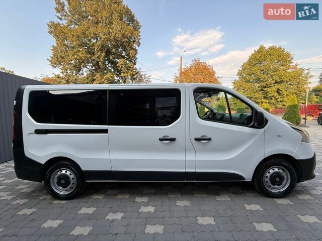 Белый Рено Трафик, объемом двигателя 1.6 л и пробегом 210 тыс. км за 18700 $, фото 3 на Automoto.ua