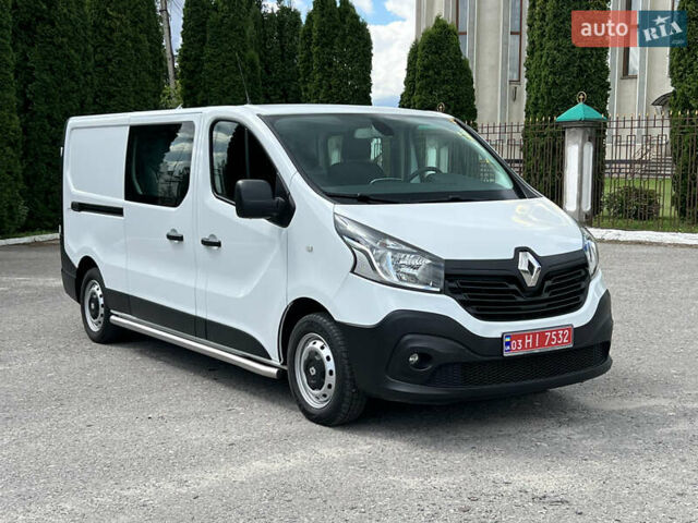 Білий Рено Трафік, об'ємом двигуна 1.6 л та пробігом 207 тис. км за 16999 $, фото 1 на Automoto.ua
