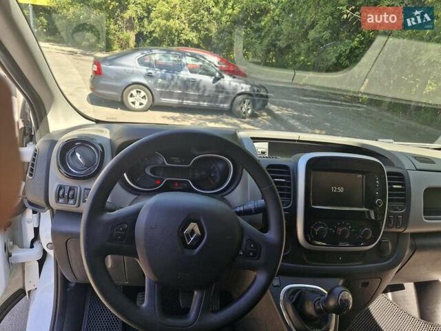 Білий Рено Трафік, об'ємом двигуна 1.6 л та пробігом 302 тис. км за 15500 $, фото 6 на Automoto.ua