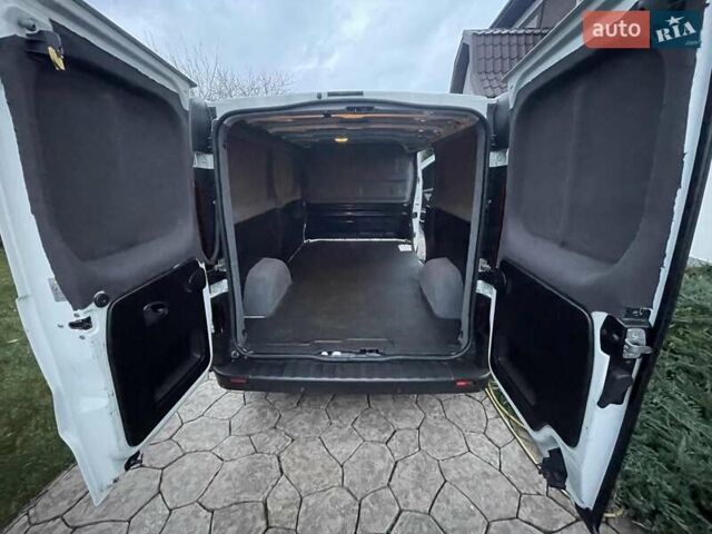 Белый Рено Трафик, объемом двигателя 1.6 л и пробегом 182 тыс. км за 13950 $, фото 27 на Automoto.ua