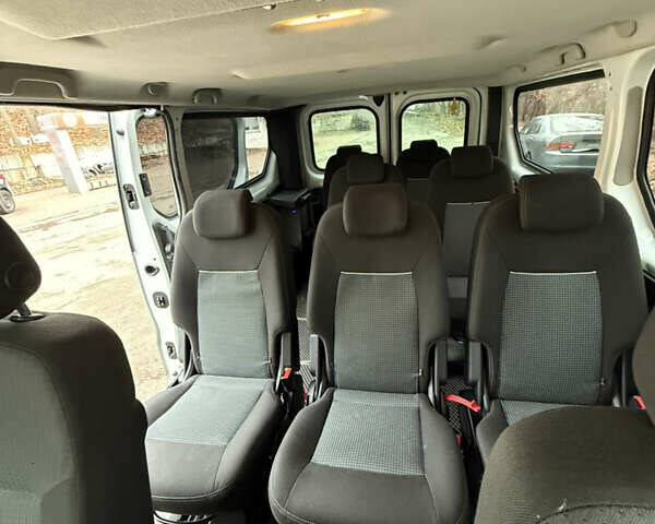 Білий Рено Трафік, об'ємом двигуна 1.6 л та пробігом 253 тис. км за 13900 $, фото 13 на Automoto.ua