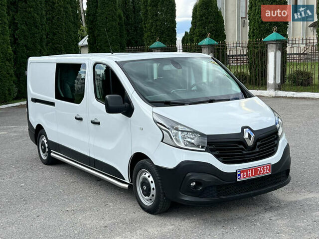 Білий Рено Трафік, об'ємом двигуна 1.6 л та пробігом 207 тис. км за 16999 $, фото 9 на Automoto.ua