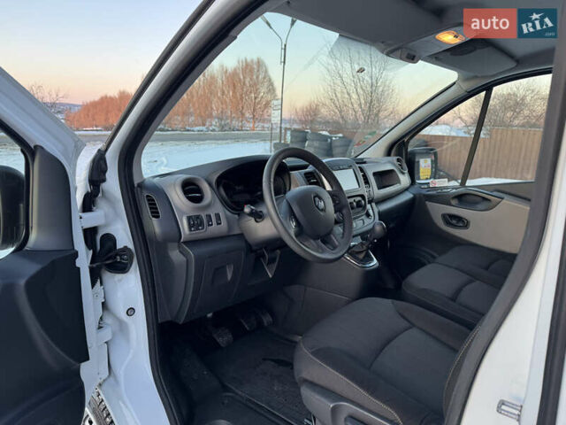 Білий Рено Трафік, об'ємом двигуна 1.6 л та пробігом 261 тис. км за 17300 $, фото 36 на Automoto.ua