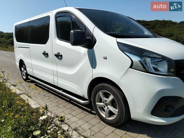 Белый Рено Трафик, объемом двигателя 1.6 л и пробегом 242 тыс. км за 17300 $, фото 13 на Automoto.ua