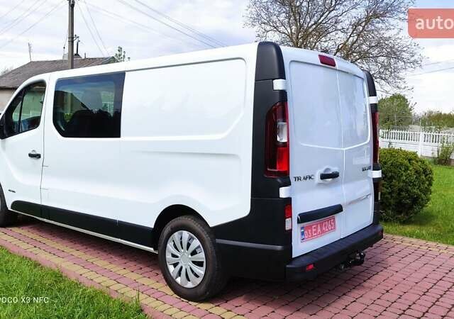 Білий Рено Трафік, об'ємом двигуна 1.6 л та пробігом 305 тис. км за 17200 $, фото 3 на Automoto.ua