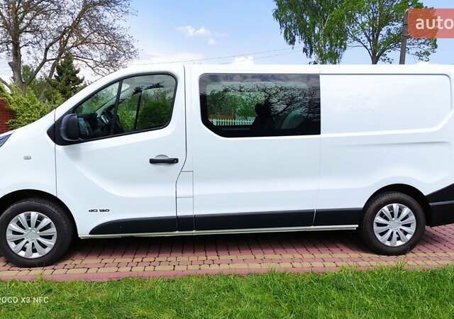 Білий Рено Трафік, об'ємом двигуна 1.6 л та пробігом 305 тис. км за 17200 $, фото 2 на Automoto.ua