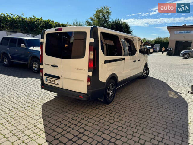 Белый Рено Трафик, объемом двигателя 1.6 л и пробегом 279 тыс. км за 16400 $, фото 3 на Automoto.ua