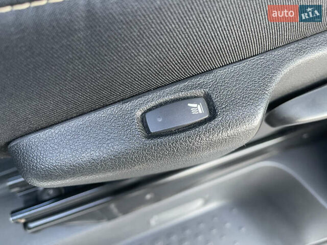 Білий Рено Трафік, об'ємом двигуна 1.6 л та пробігом 142 тис. км за 12900 $, фото 51 на Automoto.ua