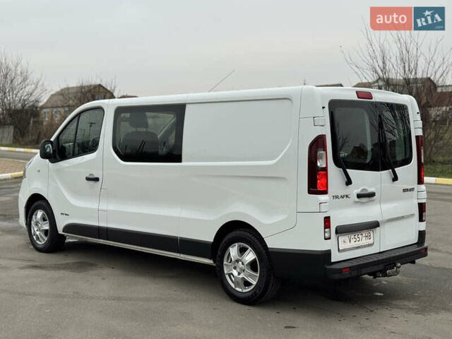 Білий Рено Трафік, об'ємом двигуна 0 л та пробігом 178 тис. км за 17800 $, фото 5 на Automoto.ua