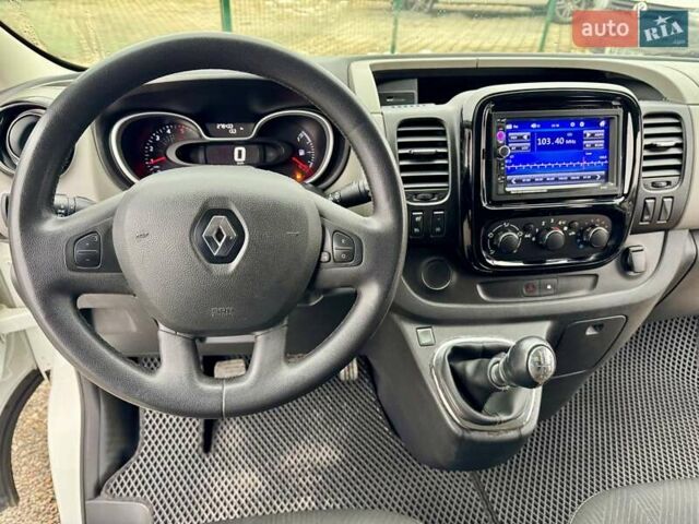Білий Рено Трафік, об'ємом двигуна 1.6 л та пробігом 276 тис. км за 13499 $, фото 38 на Automoto.ua