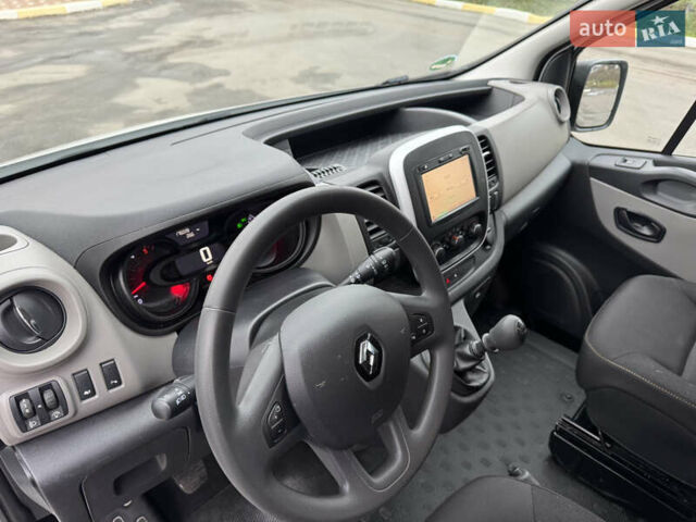Білий Рено Трафік, об'ємом двигуна 0 л та пробігом 178 тис. км за 17800 $, фото 24 на Automoto.ua