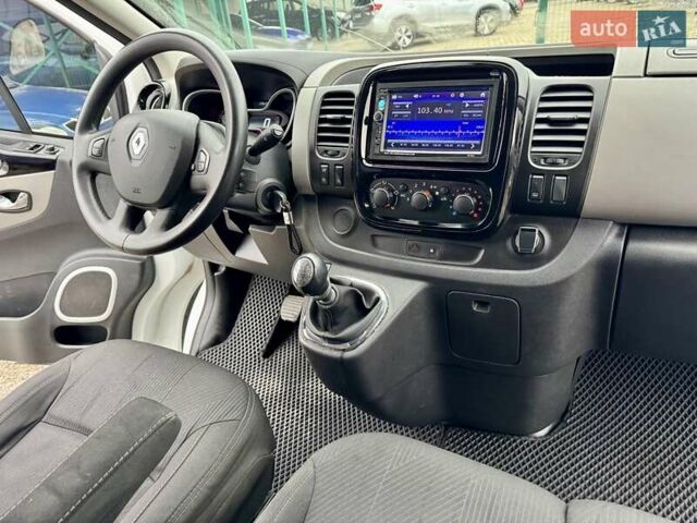 Білий Рено Трафік, об'ємом двигуна 1.6 л та пробігом 276 тис. км за 13499 $, фото 36 на Automoto.ua