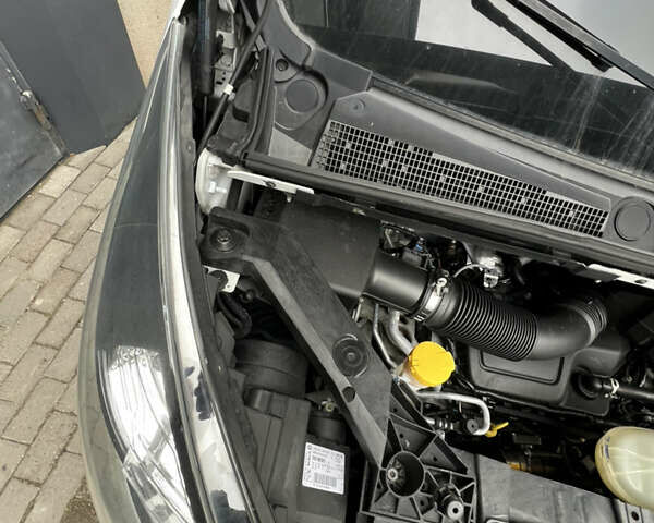 Рено Трафик 2017 в Дубно на Automoto.ua Белый Рено Трафик, объемом двигателя 1.6 л и пробегом 246 тыс. км за 11300 $, фото 15 на Automoto.ua