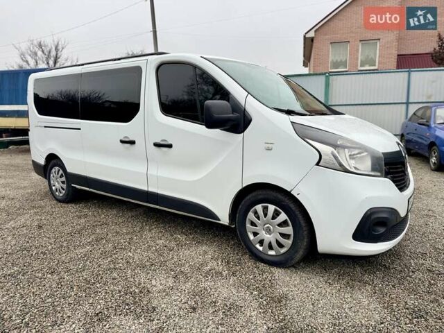 Білий Рено Трафік, об'ємом двигуна 1.6 л та пробігом 276 тис. км за 13499 $, фото 7 на Automoto.ua