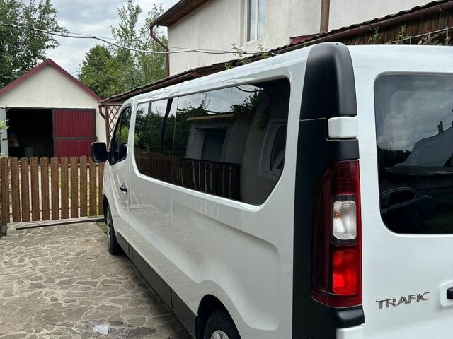 Білий Рено Трафік, об'ємом двигуна 1.6 л та пробігом 156 тис. км за 15500 $, фото 1 на Automoto.ua