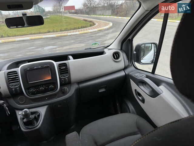 Білий Рено Трафік, об'ємом двигуна 0 л та пробігом 178 тис. км за 17800 $, фото 32 на Automoto.ua