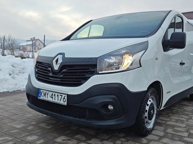 Белый Рено Трафик, объемом двигателя 1.6 л и пробегом 238 тыс. км за 9500 $, фото 10 на Automoto.ua