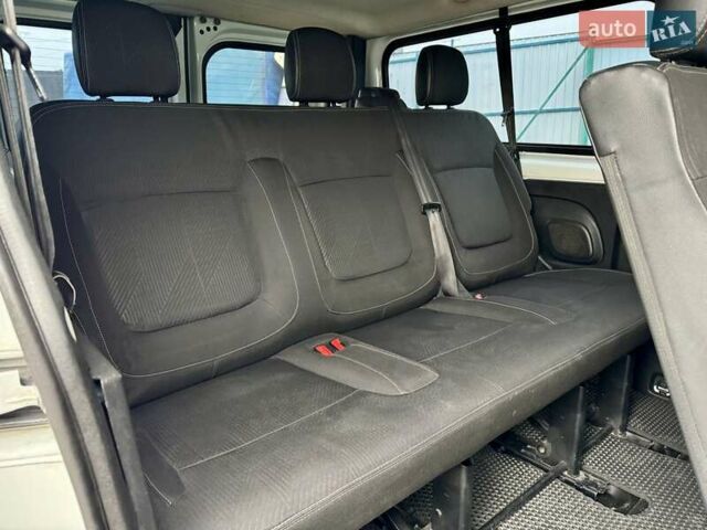 Білий Рено Трафік, об'ємом двигуна 1.6 л та пробігом 276 тис. км за 13499 $, фото 28 на Automoto.ua