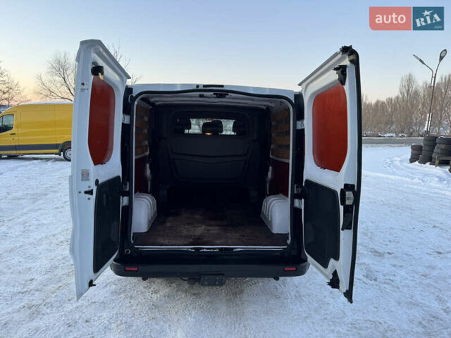 Білий Рено Трафік, об'ємом двигуна 1.6 л та пробігом 261 тис. км за 17300 $, фото 50 на Automoto.ua