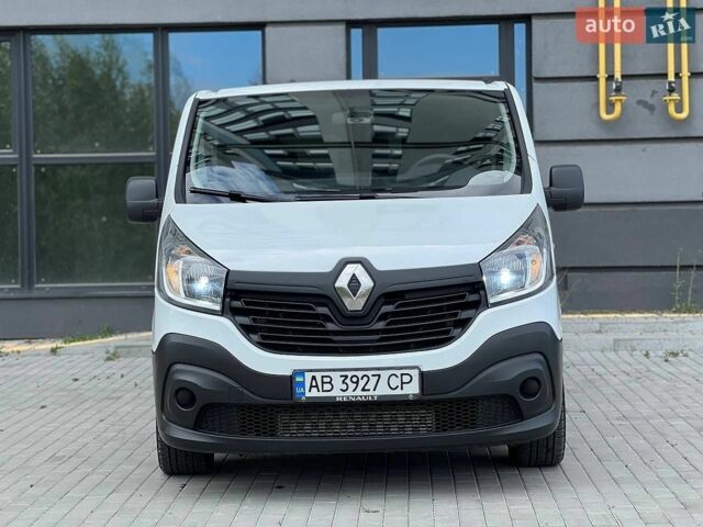 Білий Рено Трафік, об'ємом двигуна 1.6 л та пробігом 240 тис. км за 14199 $, фото 1 на Automoto.ua
