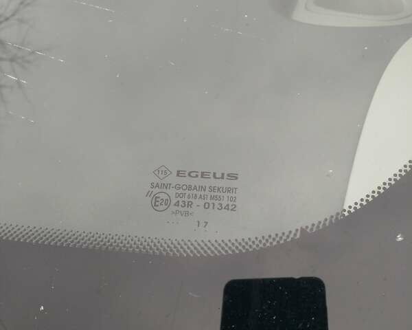 Белый Рено Трафик, объемом двигателя 1.6 л и пробегом 117 тыс. км за 18750 $, фото 1 на Automoto.ua