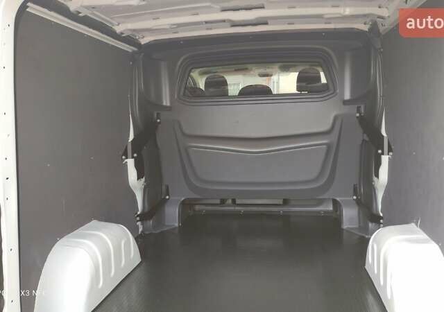 Білий Рено Трафік, об'ємом двигуна 1.6 л та пробігом 305 тис. км за 17200 $, фото 18 на Automoto.ua