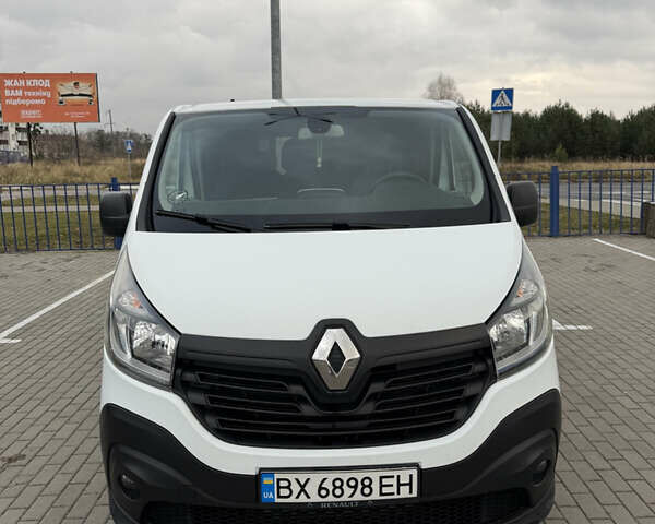 Білий Рено Трафік, об'ємом двигуна 1.6 л та пробігом 185 тис. км за 17500 $, фото 8 на Automoto.ua