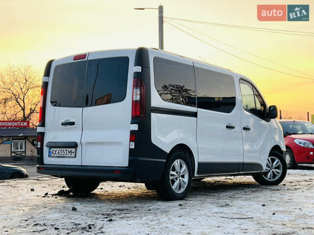 Белый Рено Трафик, объемом двигателя 1.6 л и пробегом 240 тыс. км за 16700 $, фото 1 на Automoto.ua