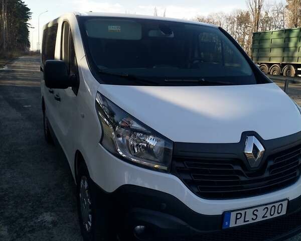 Белый Рено Трафик, объемом двигателя 1.6 л и пробегом 117 тыс. км за 18750 $, фото 40 на Automoto.ua