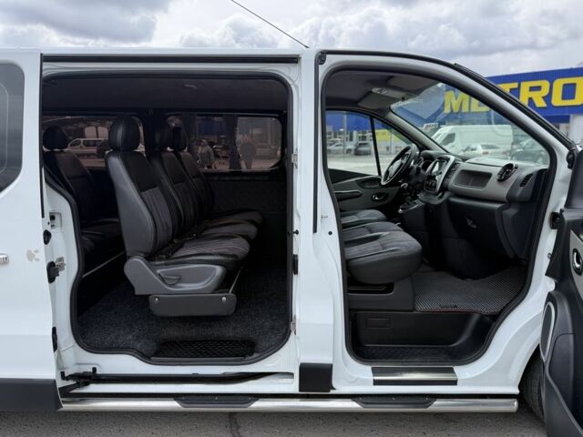 Білий Рено Трафік, об'ємом двигуна 1.6 л та пробігом 240 тис. км за 16900 $, фото 16 на Automoto.ua