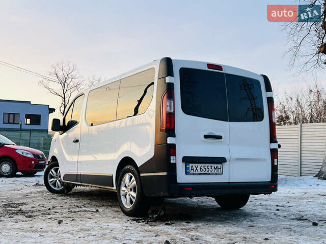 Белый Рено Трафик, объемом двигателя 1.6 л и пробегом 240 тыс. км за 16700 $, фото 3 на Automoto.ua
