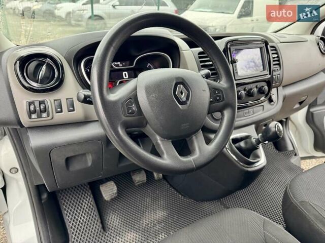 Білий Рено Трафік, об'ємом двигуна 1.6 л та пробігом 276 тис. км за 13499 $, фото 25 на Automoto.ua