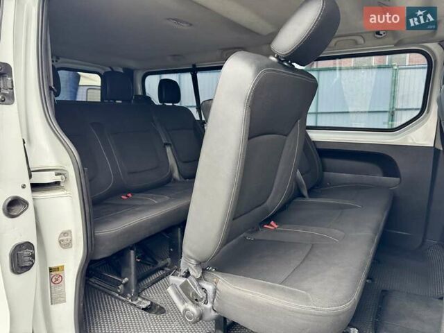 Білий Рено Трафік, об'ємом двигуна 1.6 л та пробігом 276 тис. км за 13499 $, фото 29 на Automoto.ua