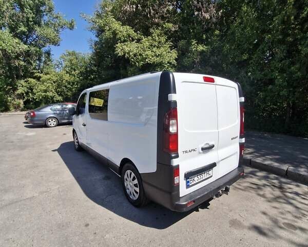 Білий Рено Трафік, об'ємом двигуна 1.6 л та пробігом 302 тис. км за 15500 $, фото 3 на Automoto.ua